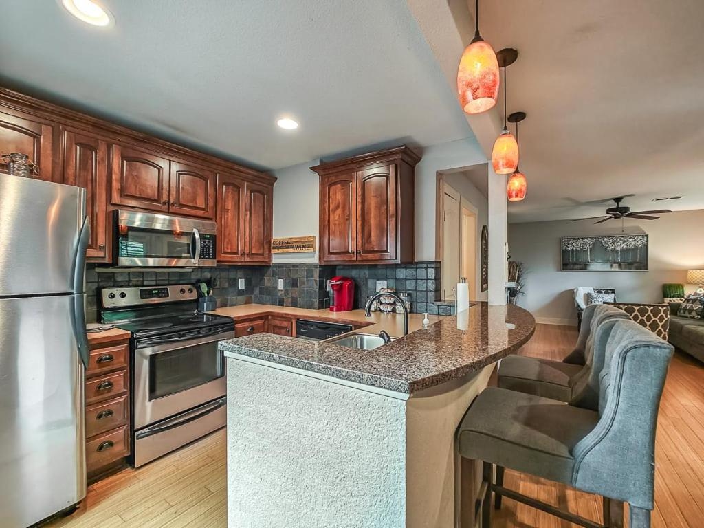 Quiet Plaza Two Bedroom 2 Bathroom Kansas City Kültér fotó