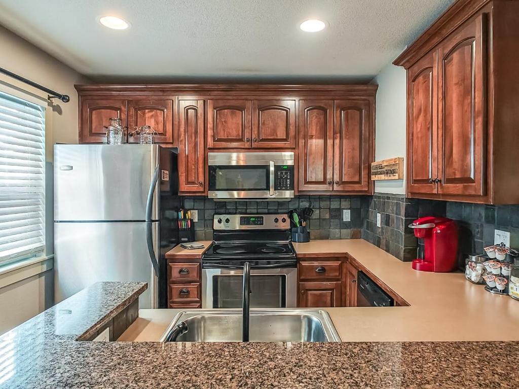 Quiet Plaza Two Bedroom 2 Bathroom Kansas City Kültér fotó